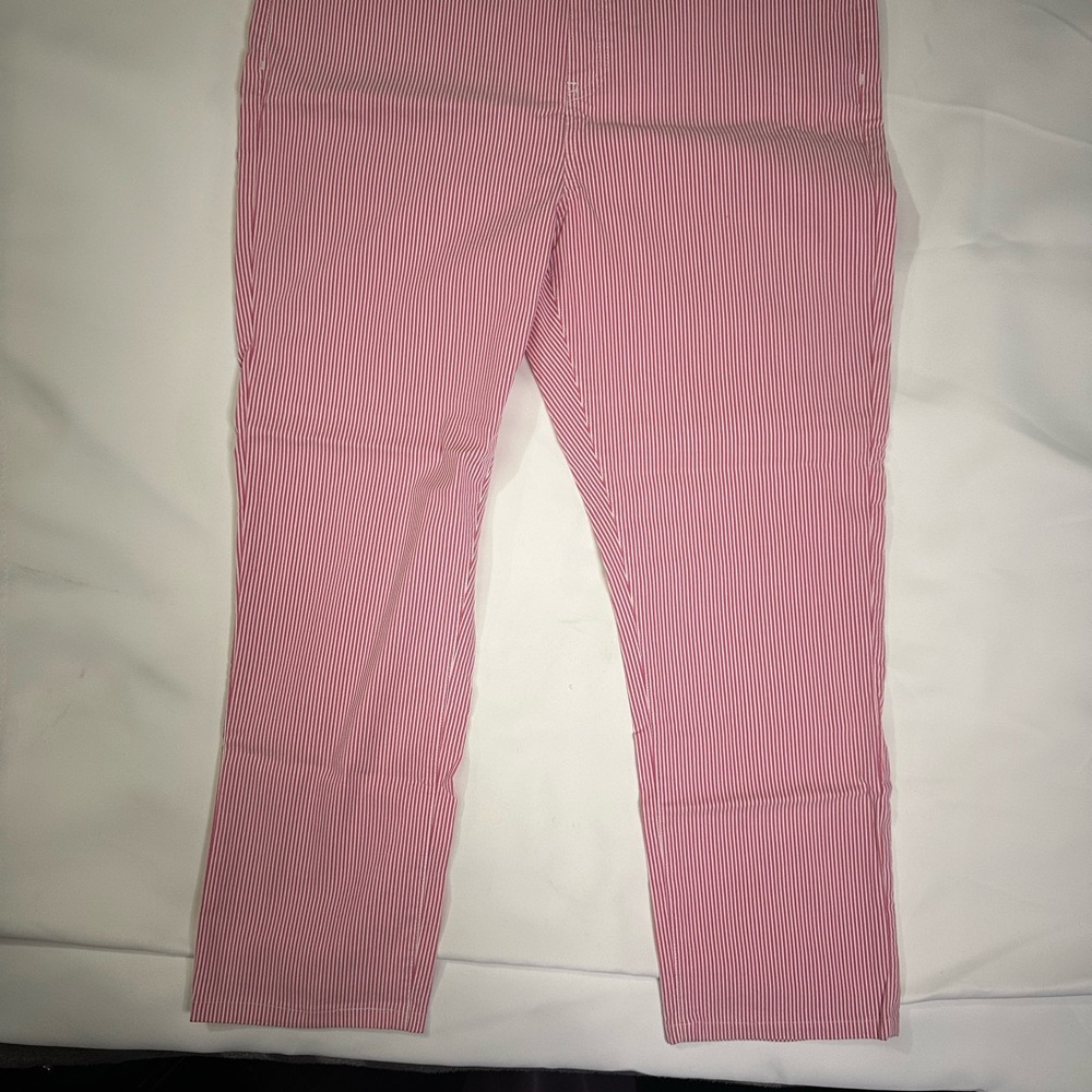 Mario Serrani Pink and White Striped Capris Trousers